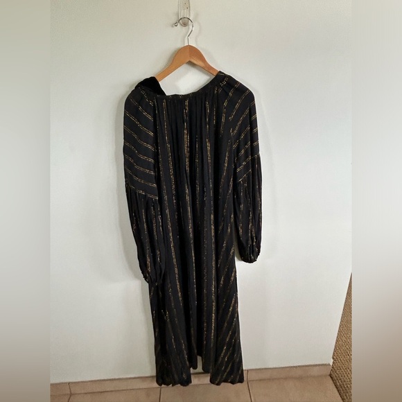 NE QUITTEZ PAS Dress Black Metallic Long sleeve Belted womens Medium New - Picture 2 of 9